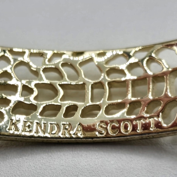 KENDRA SCOTT Filagree Style Bangle Braclet Gold Plated Dust Bag Included - Picture 3 of 7